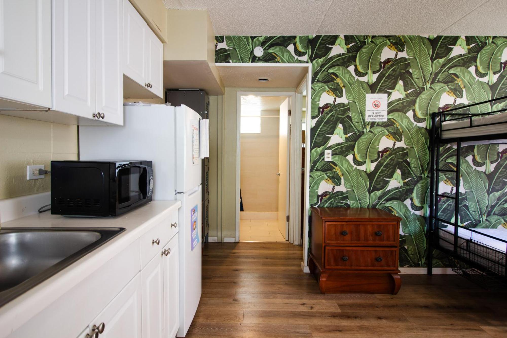 Waikiki Beachside Hostel Honolulu Kültér fotó